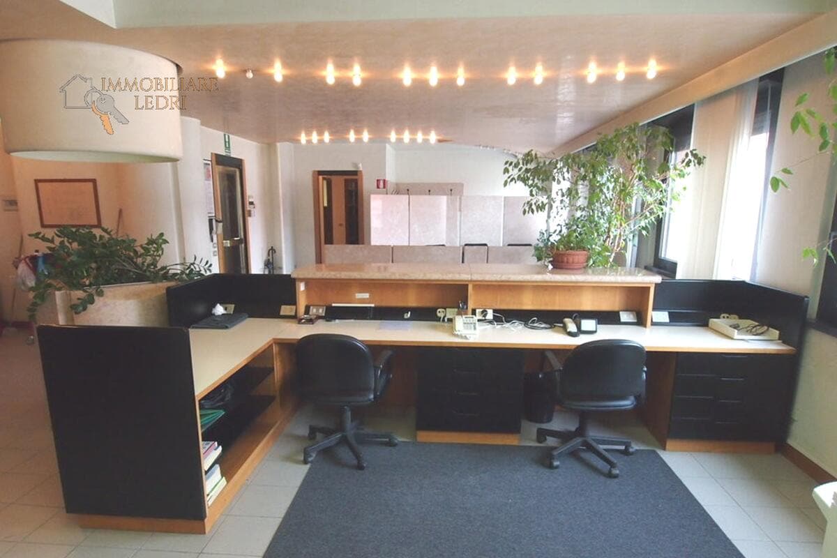 Ufficio Commerciali in vendita