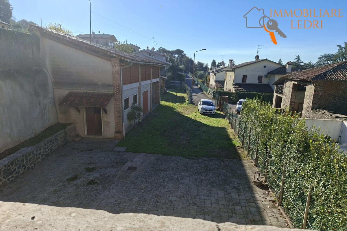 Rustico / Casale Residenziali in vendita