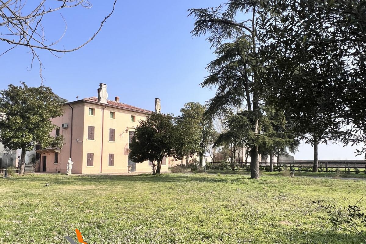 Villa Residenziali in vendita