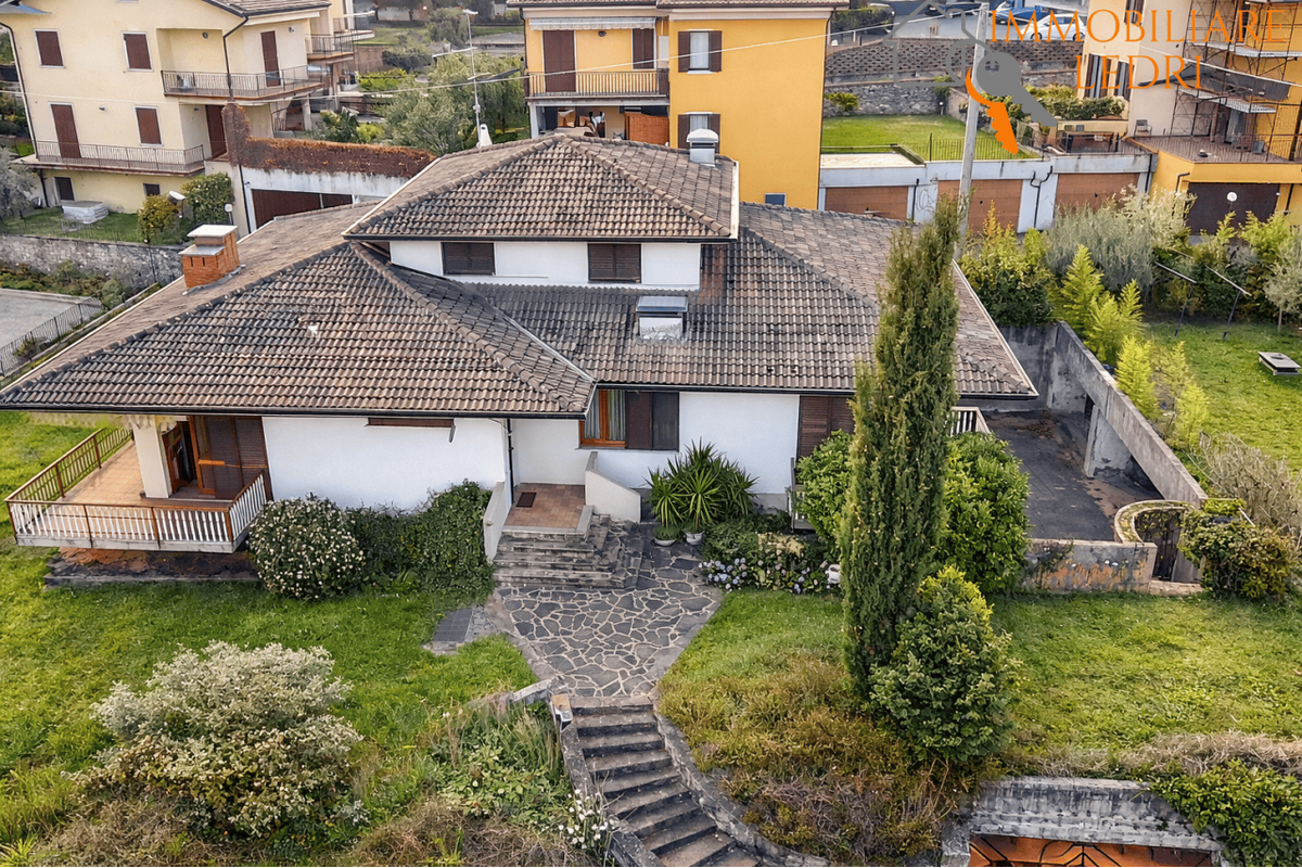 Villa Residenziali in vendita