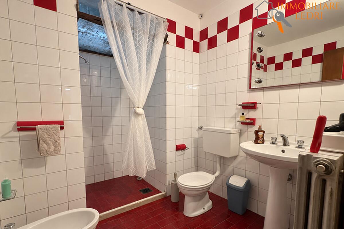 Villa bifamiliare Residenziali in vendita