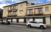 Negozio Commerciali in vendita