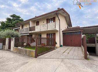 Agenzia immobiliare Ledri - Villa bifamiliare Residenziali in vendita